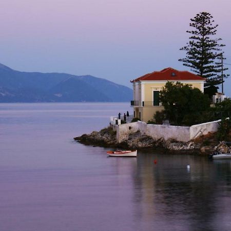 Fey'S House Waterfront - Φισκάρδο Villa Eksteriør bilde